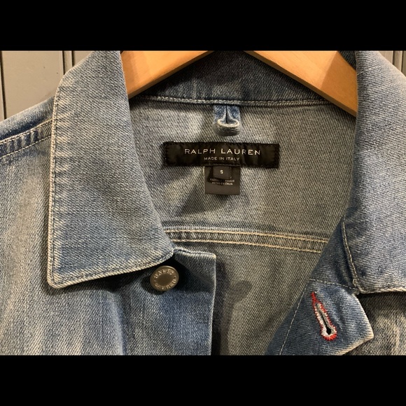 Like new denim jacket - Picture 2 of 4